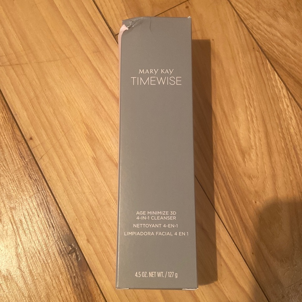 Mary Kay time wise 4-in-1 cleanser